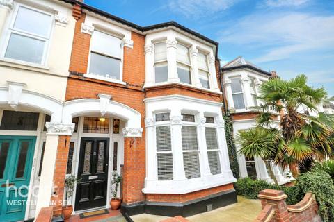 Westcliff Avenue, Westcliff