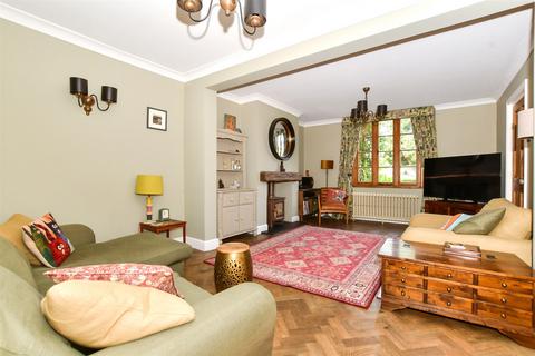 Rose Cottages, Maidstone ME15 3 bed semi
