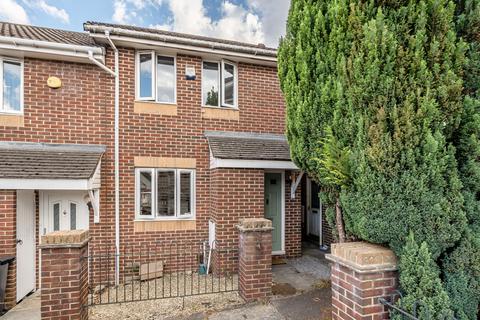 Pinkers Mead, Bristol BS16 2 bed terraced house for sale