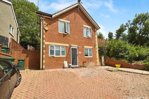 Primrose Hill, Kings Langley WD4 4 bed detached house for sale