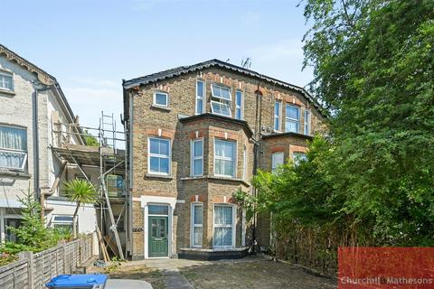 Church Road, London 2 bed flat for sale
