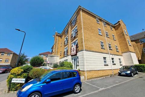 Butler Close, Edgware, HA8 2 bed apartment for sale
