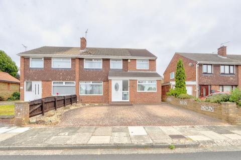 Guildford Road, Middlesbrough, TS6 4 bed semi
