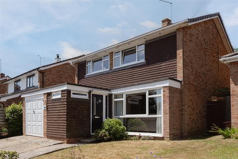 Braes Mead, South Nutfield, Redhill 4 bed detached house for sale
