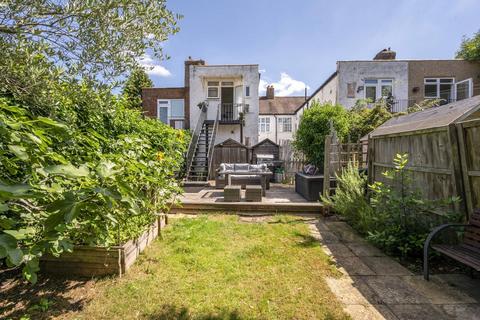 Cannon Hill Lane, Raynes Park... 3 bed maisonette for sale