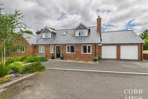 Paradise Meadows, Marden 5 bed detached house for sale
