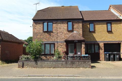 Mere Gate, Margate 3 bed end of terrace house for sale