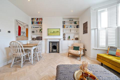 Vant Road, London, SW17 2 bed flat for sale