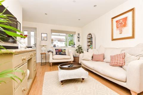 Payne Close, Crawley RH10 3 bed terraced house for sale