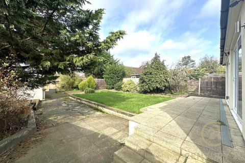 The Warren, WORCESTER PARK KT4 4 bed bungalow for sale