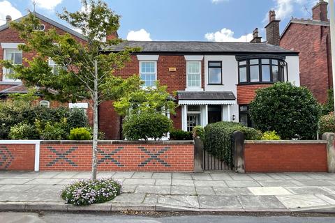 Aughton Road, Southport PR8 3 bed house for sale