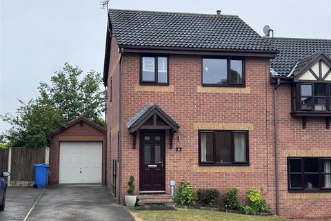 3 bedroom semi-detached house for sale
