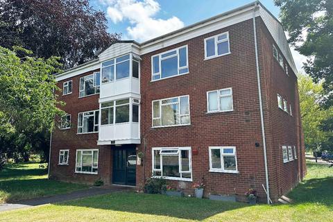Harmar Close, Woodloes Park, Warwick 2 bed apartment for sale