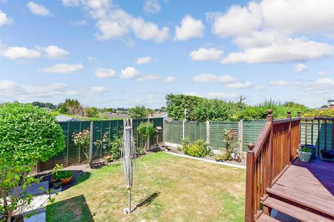 Tanner's Ridge, Waterlooville PO7 3 bed detached bungalow for sale