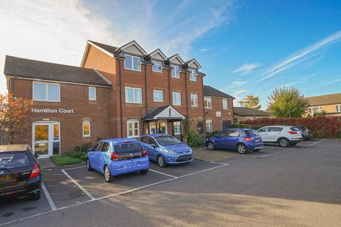 Lammas Walk, Leighton Buzzard 2 bed apartment for sale