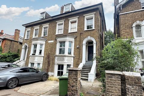 College Road, Bromley, BR1 1 bed flat for sale
