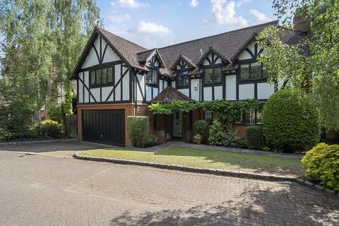 Erica Close, West End, Woking... 5 bed detached house for sale