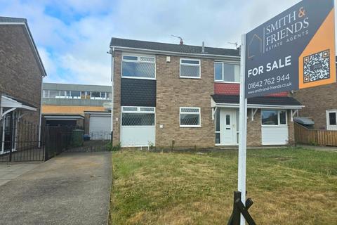 Stanstead Way, Thornaby... 3 bed semi