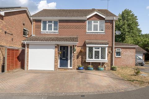 Eddington Road, Bracknell, Berkshire 4 bed detached house for sale