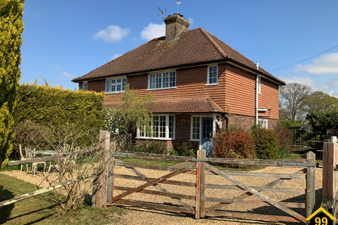 Tismans Common, Rudgwick, Horsham... 3 bed semi