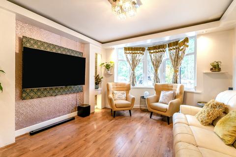 Woodlands Road, Isleworth TW7 4 bed semi