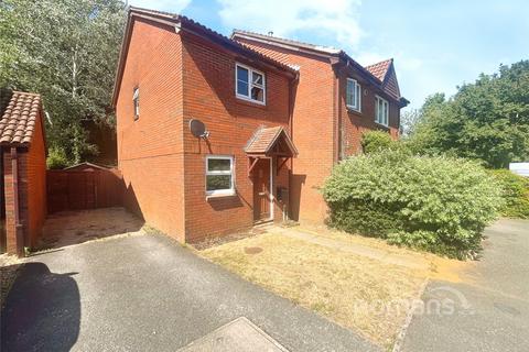 St. Peters Gardens, Wrecclesham, Farnham 2 bed house for sale