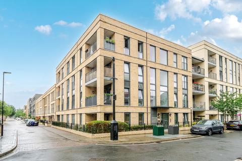 Eythorne Road, London, SW9 1 bed flat for sale
