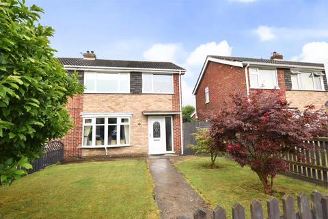Riby Court, Holton le Clay DN36 3 bed semi