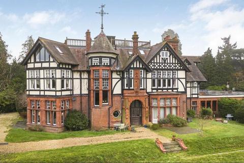 Bucklebury Place, Upper Woolhampton... 1 bed apartment for sale