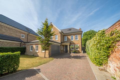 Marian Gardens, Bromley 5 bed detached house for sale