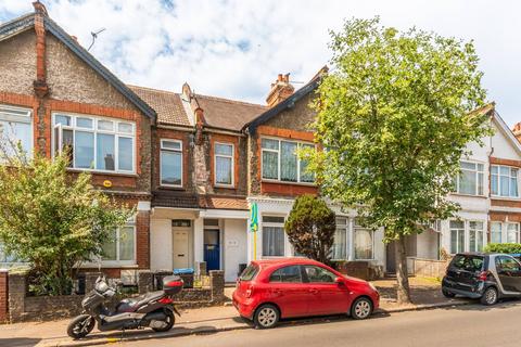 Park Road, South Norwood, London, SE25 2 bed flat for sale