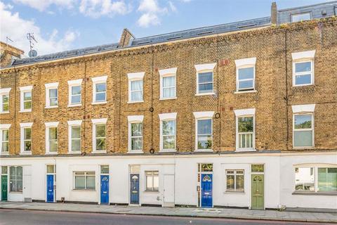 Battersea Rise, London SW11 1 bed flat for sale