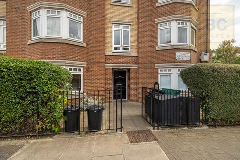 Shrewsbury Street, London W10 1 bed flat for sale