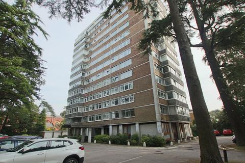 Bassett Avenue, Southampton 2 bed flat for sale