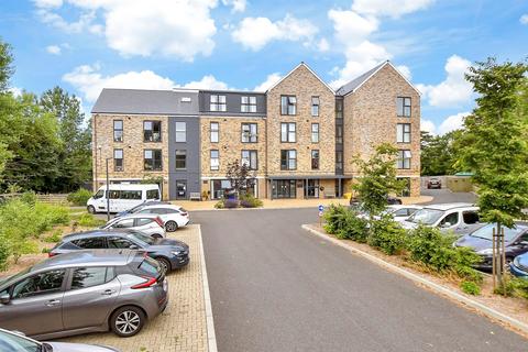 Colwell Road, Freshwater, Isle of Wight 2 bed apartment for sale