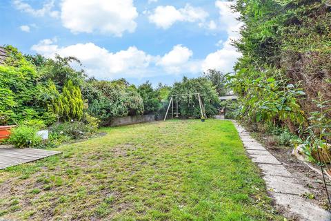 Maidstone Road, Tonbridge TN12 3 bed detached house for sale