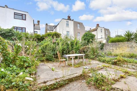 West Cliff Road, Broadstairs CT10 4 bed semi