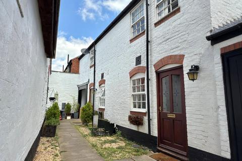 Post Office Lane, Tewkesbury GL20 2 bed terraced house for sale