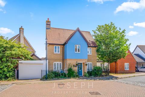 Loganberry Road, Ipswich, IP3 3 bed detached house for sale