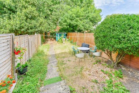 Bensham Lane, Thornton Heath, CR7 3 bed terraced house for sale
