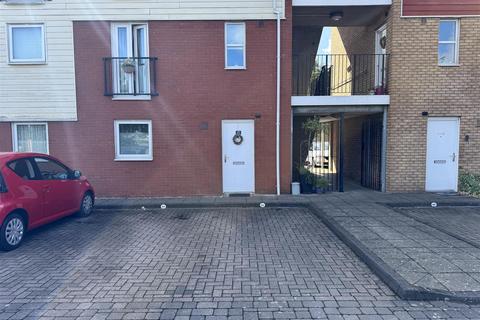 Yatesbury Avenue, Birmingham B35 1 bed flat for sale