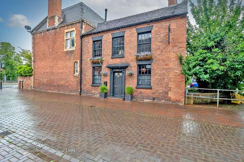 Albion Street, Rugeley 3 bed house for sale