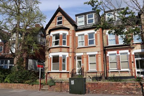 Birdhurst Rise, South Croydon CR2 1 bed flat for sale