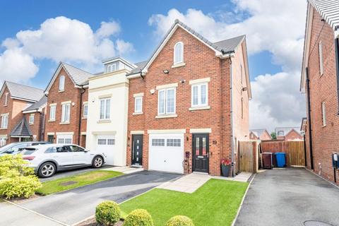 Sandfield Crescent, Whiston, Prescot 3 bed townhouse for sale