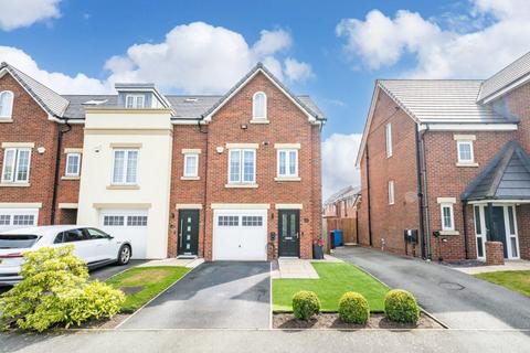 Sandfield Crescent, Whiston, Prescot 3 bed townhouse for sale