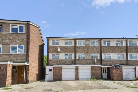 Merlin Close, Northolt 3 bed end of terrace house for sale