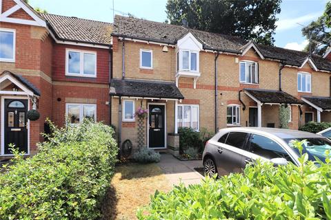Candlerush Close, Surrey GU22 3 bed terraced house for sale