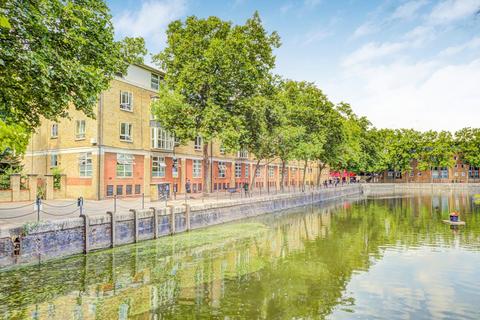 Worgan Street, London SE16 2 bed flat for sale