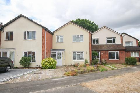 Chatsworth Avenue, Winnersh... 3 bed terraced house for sale