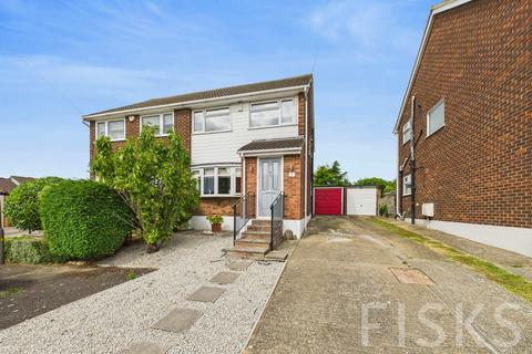 High Beeches, Benfleet, SS7 3 bed semi